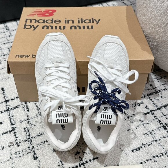 💯Authentic New Balance X Miu Miu 530 Sneakers - Picture 1 of 9